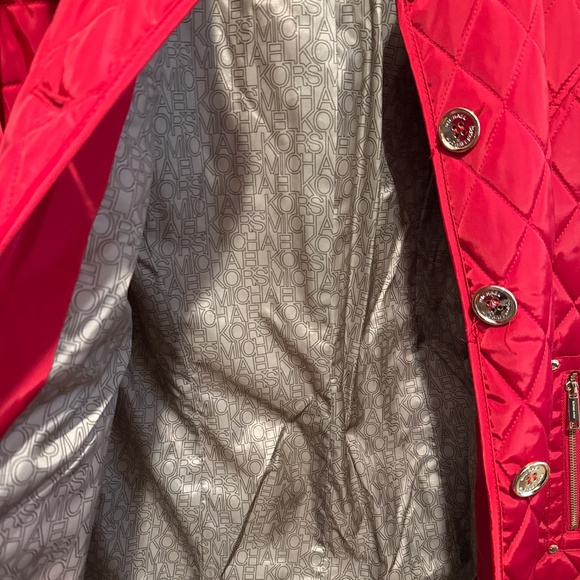 Michael Kors Red Quilted jacket EUC M - Picture 8 of 8